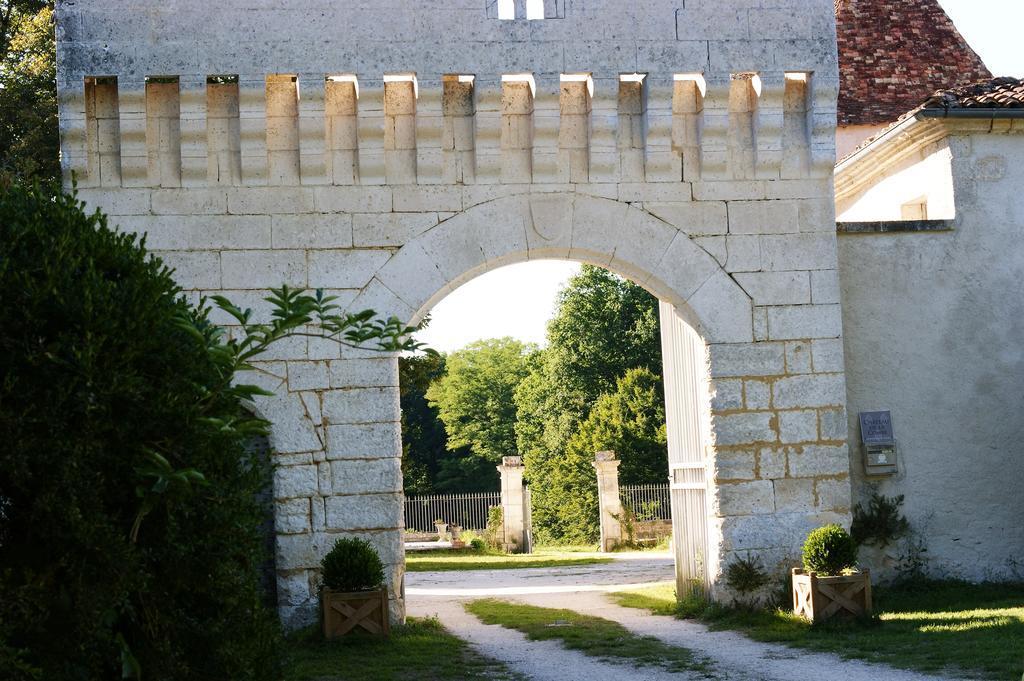 Chateau De La Combe Puyrenier Exterior photo